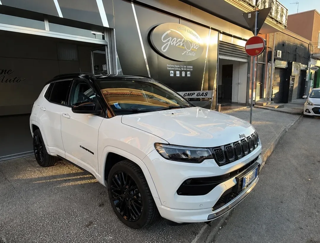 Jeep Compass (2022)